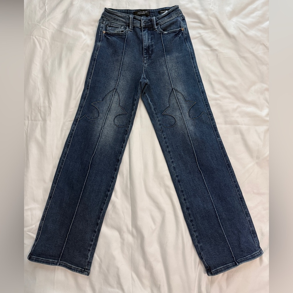 Judy Blue Dark Blue Flare Jeans with Decorative Stitching